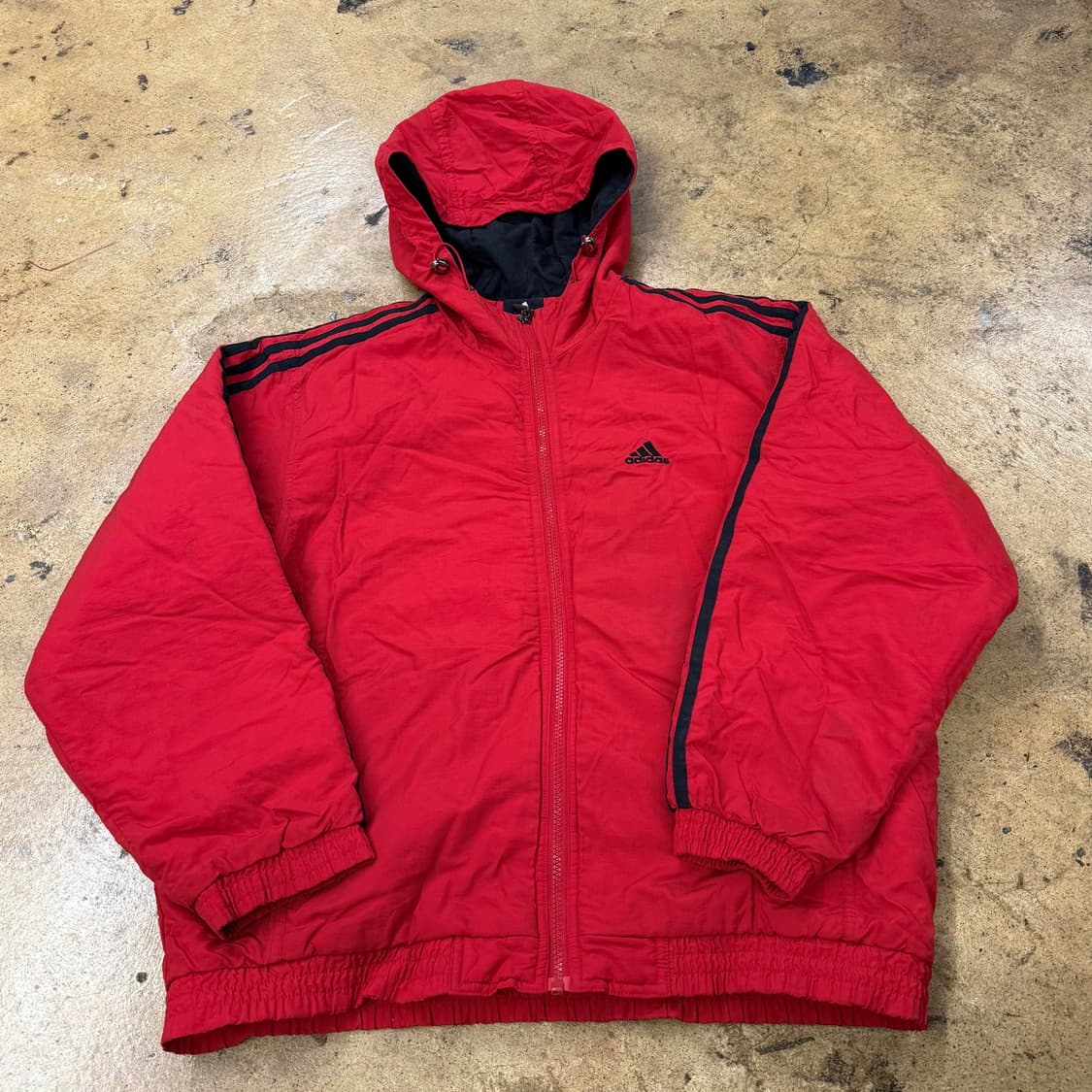 아디다스 레드 빨검 패딩 점퍼 90 상품이미지2