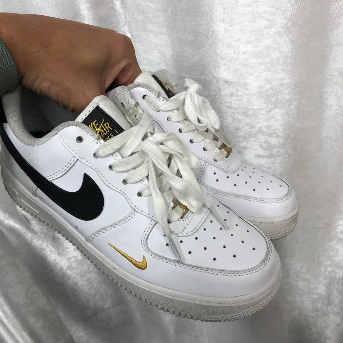 나이키 에어포스 1 07 에센셜 스니커즈 사이즈245  상품이미지8