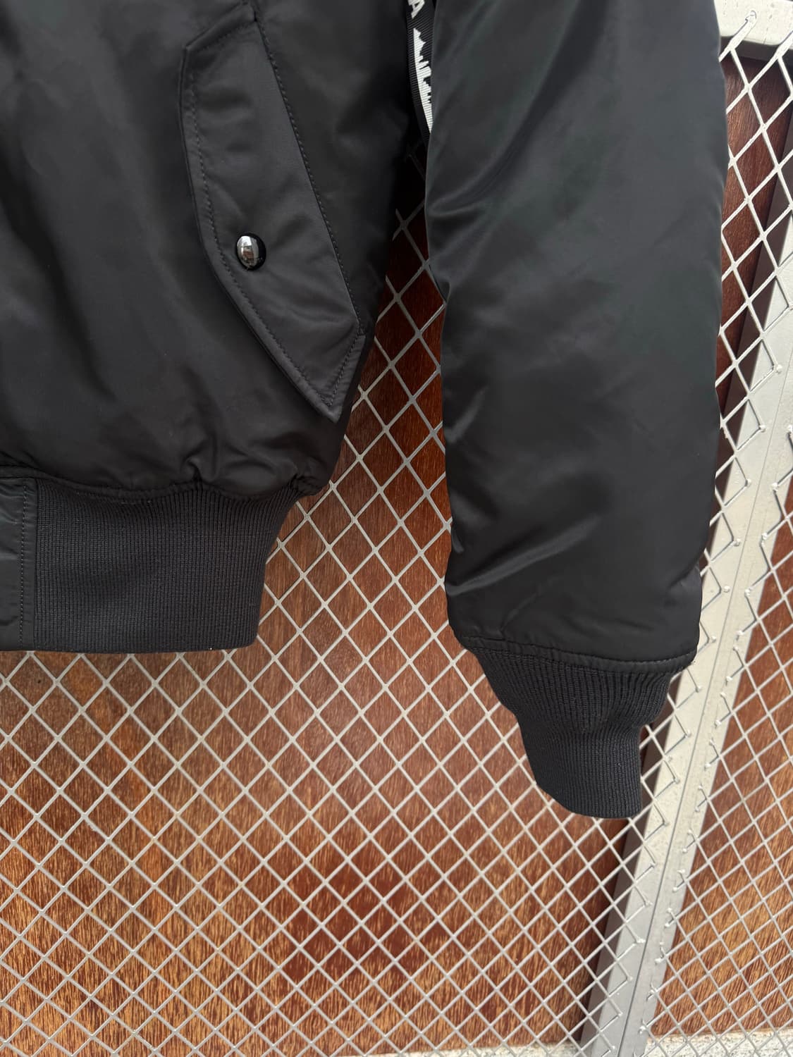 알파인더스트리 나사 NASA MA-1 블랙 리버시블 봄버 항공자켓 S 상품이미지4