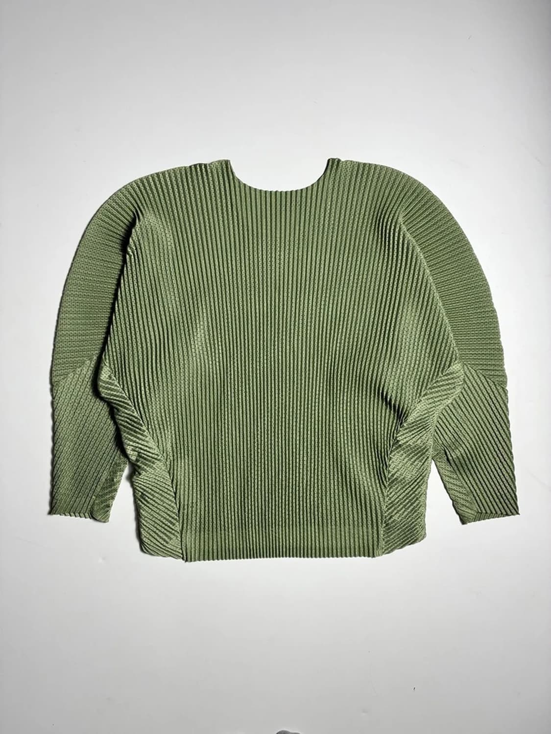 이세이미야케 옴므 플리세 24SS 플리츠 텍스처 롱슬리브 R2207 상품이미지6