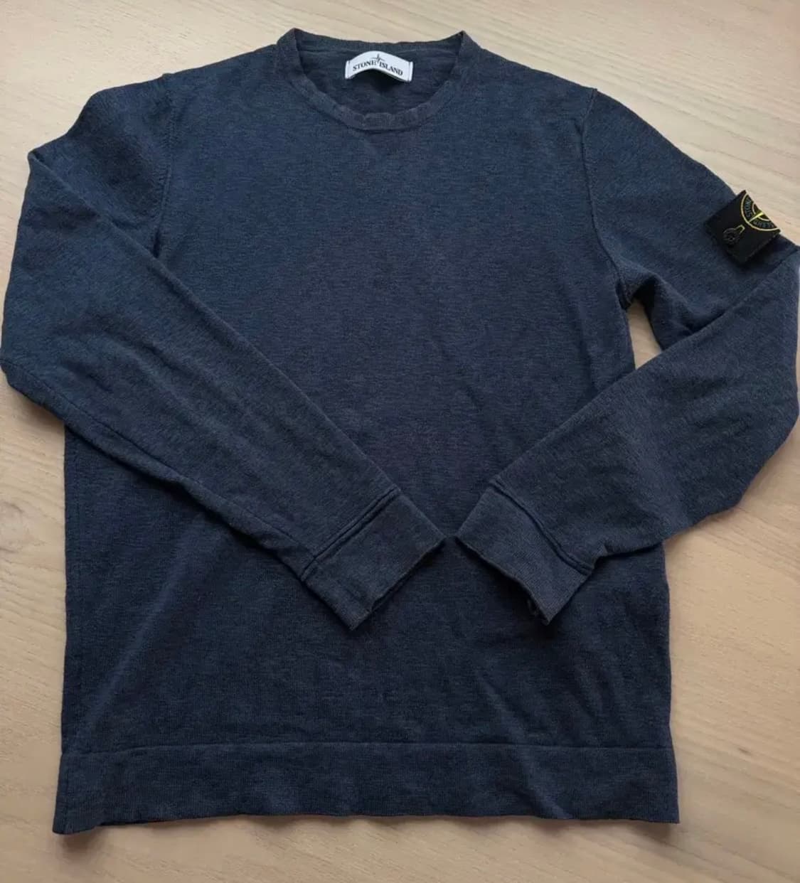 스톤아일랜드 네이비 니트 M 사이즈 상품이미지1