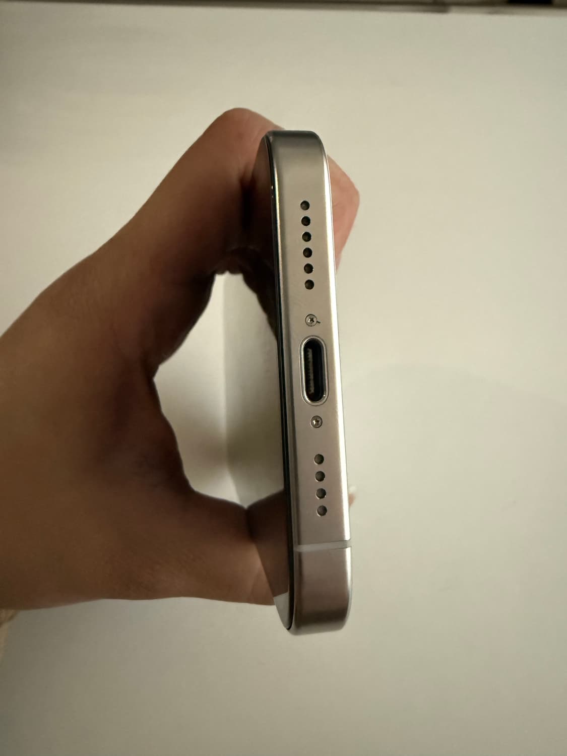애플 아이폰 16 프로 맥스 pro max 256g 화이트 상품이미지6