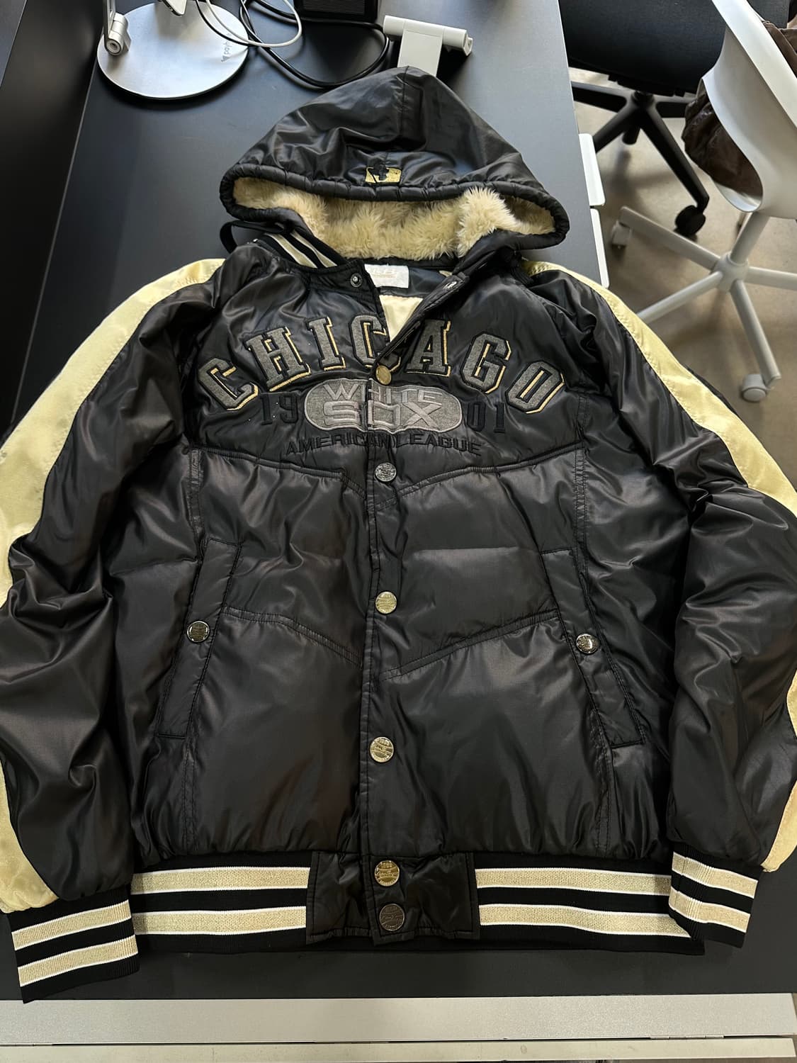 MLB 시카고 화이트삭스 퍼후드 스타디움 자켓 상품이미지4