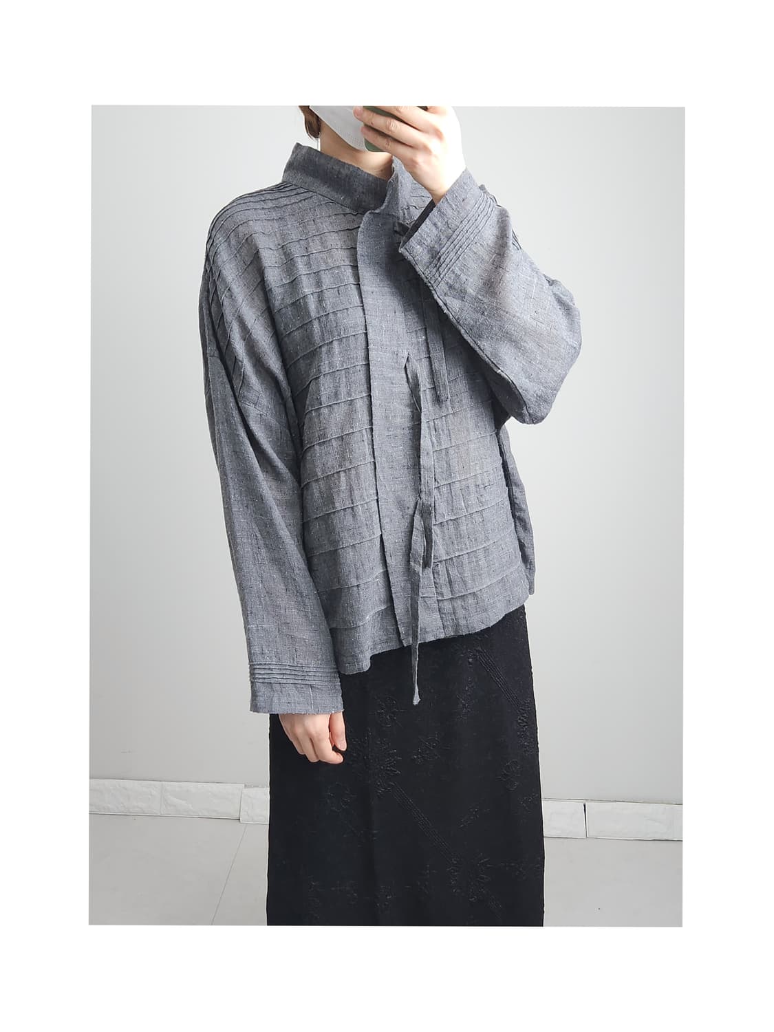 스트랩 블라우스 상품이미지1