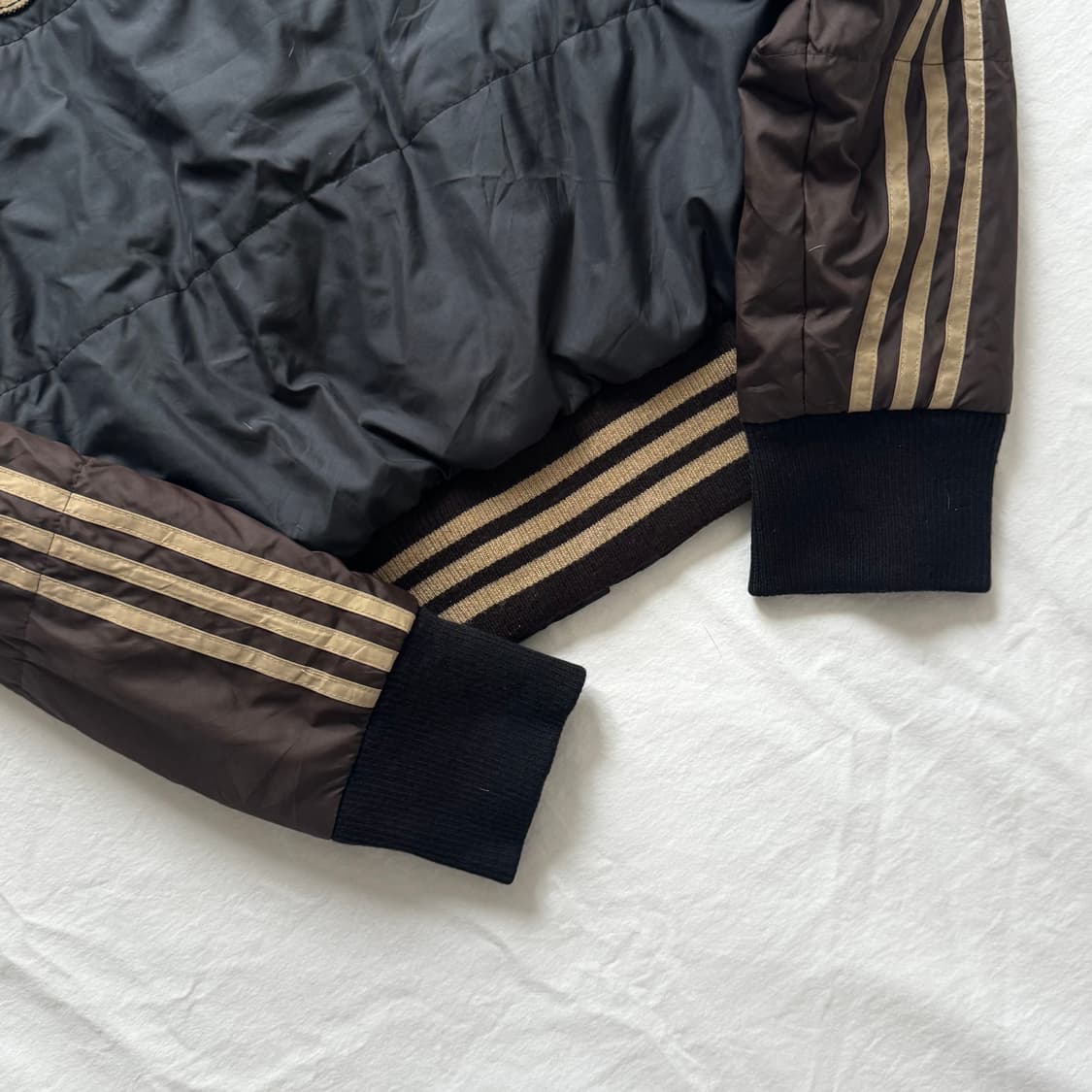 Rare Adidas japan 초코바나나 패치 패딩 스포티 올드스쿨 상품이미지5