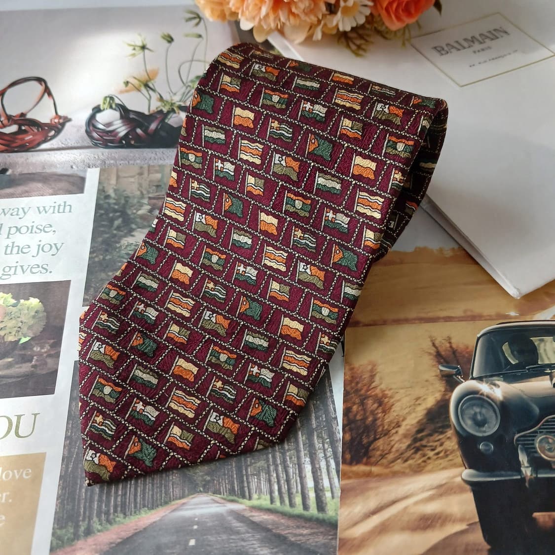 발망 실크 브라운 국기 패턴 넥타이 9.6cm A+등급 A18285
 상품이미지4