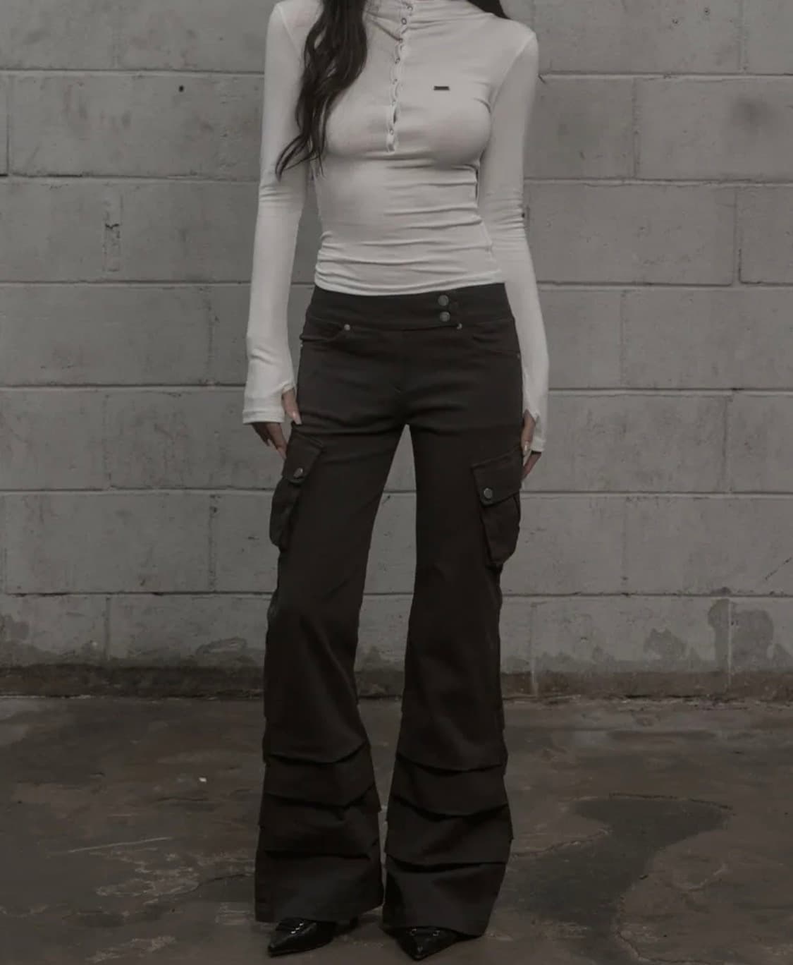 카키포인트 Bootcut Pants 상품이미지1