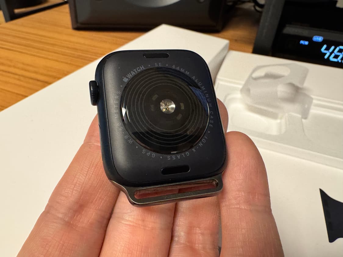 애플워치 SE2 44mm 새제품급 풀박 + 정품 밀레니즈 루프 급처 상품이미지6