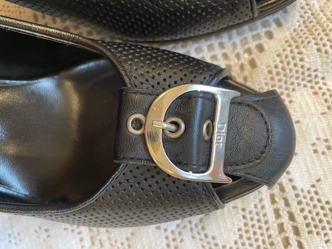  디올 버클  펌프스 힐 상품이미지2