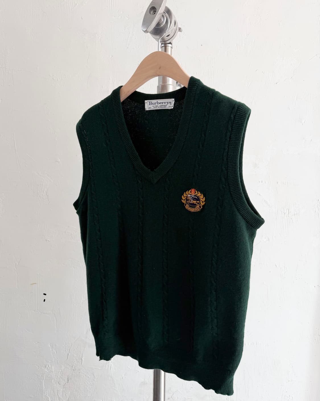 Burberry 버버리 크레스트로고 그린컬러 램스울 니트 베스트 상품이미지3