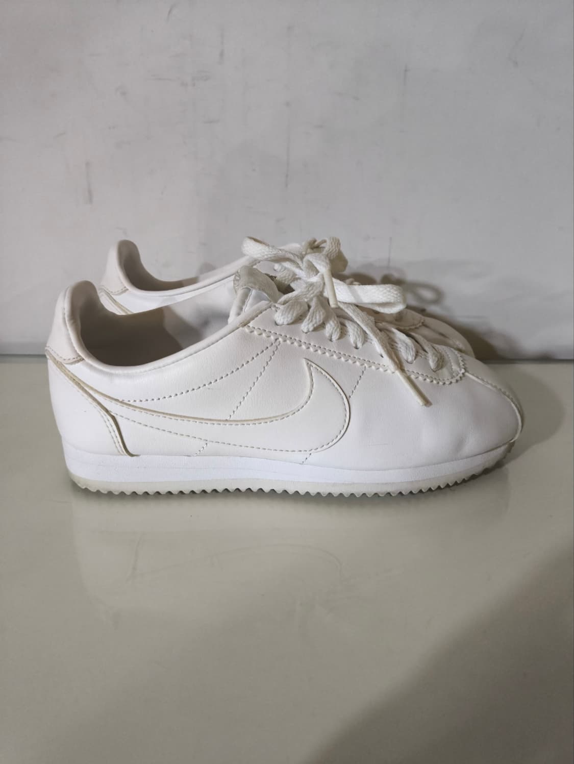 235mm 나이키 코르테즈 레더 스니커즈 상품이미지2