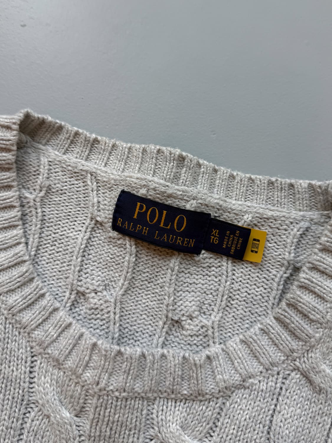 폴로 랄프로렌 루즈핏 신형 QR라벨 라이트 그레이 꽈배기 니트 상품이미지4