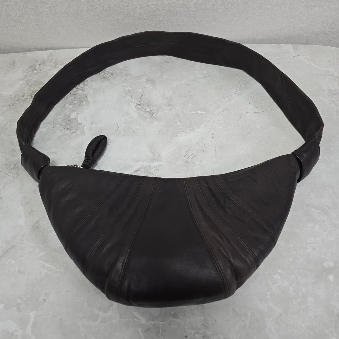 르메르 크루아상 숄더백 스몰 판매 상품이미지1