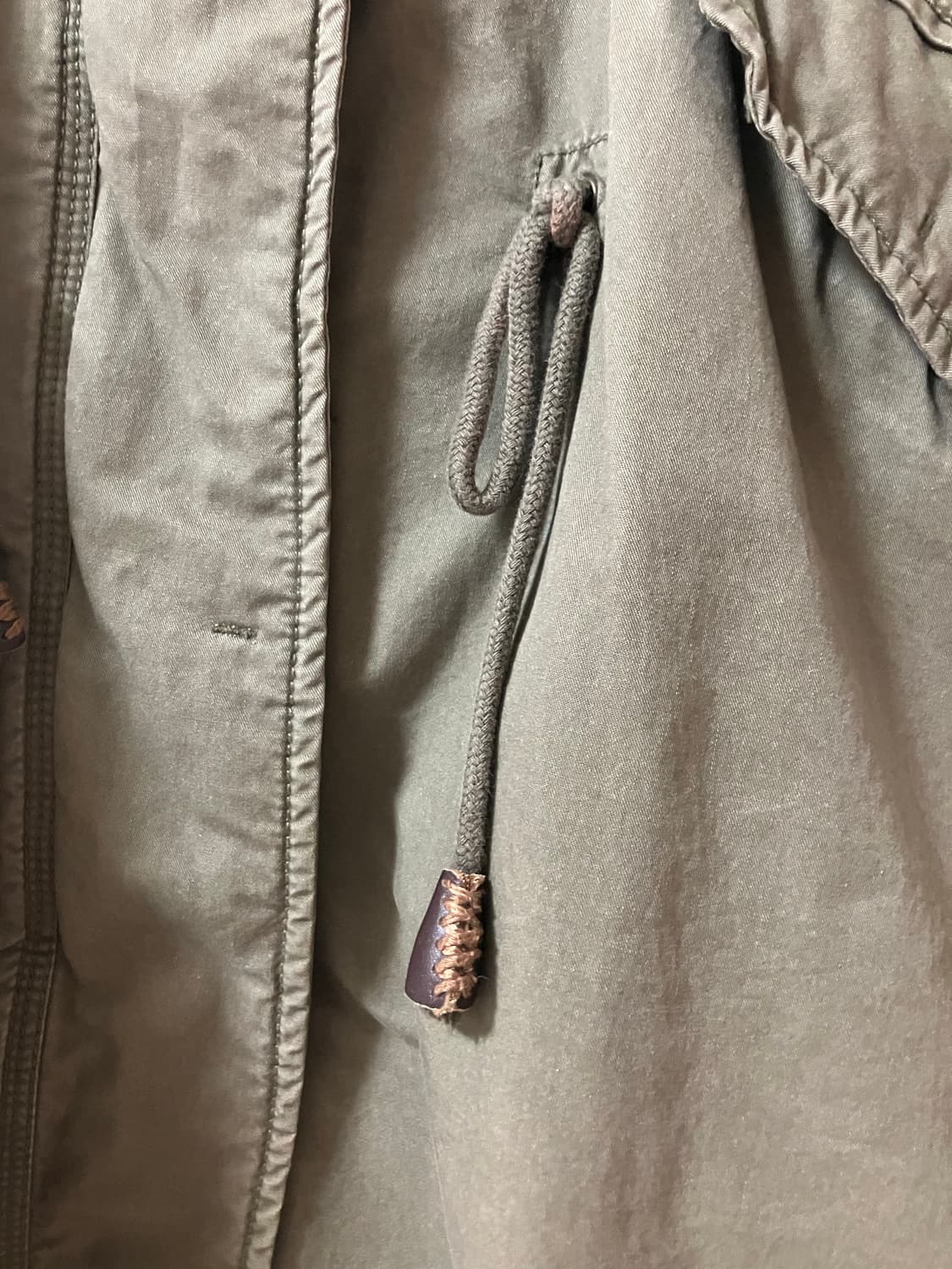 써스데이 아일랜드 Thursday island 퍼 후드 야상점퍼 상품이미지3