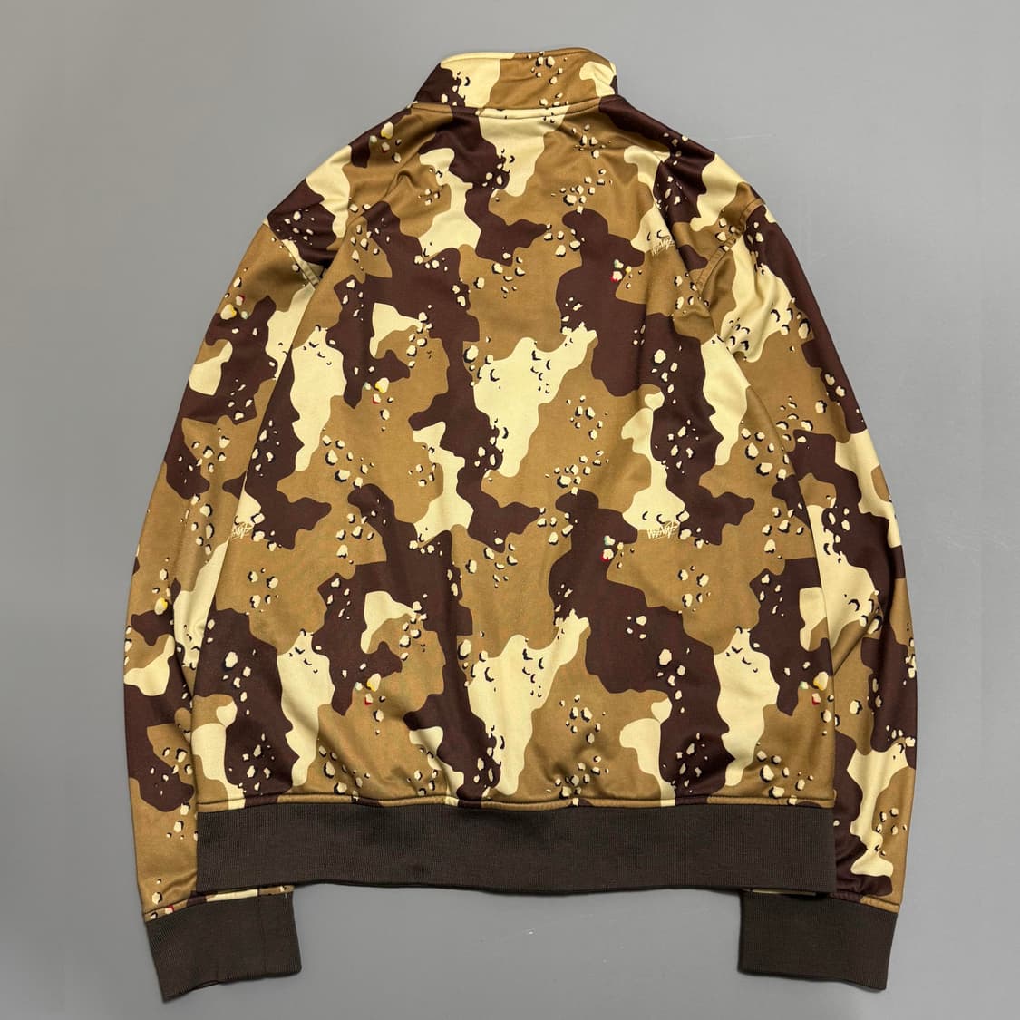 스투시(STUSSY) 브라운 초콜릿칩 카모플라주 폴리에스터 하이넥 트랙탑 상품이미지6