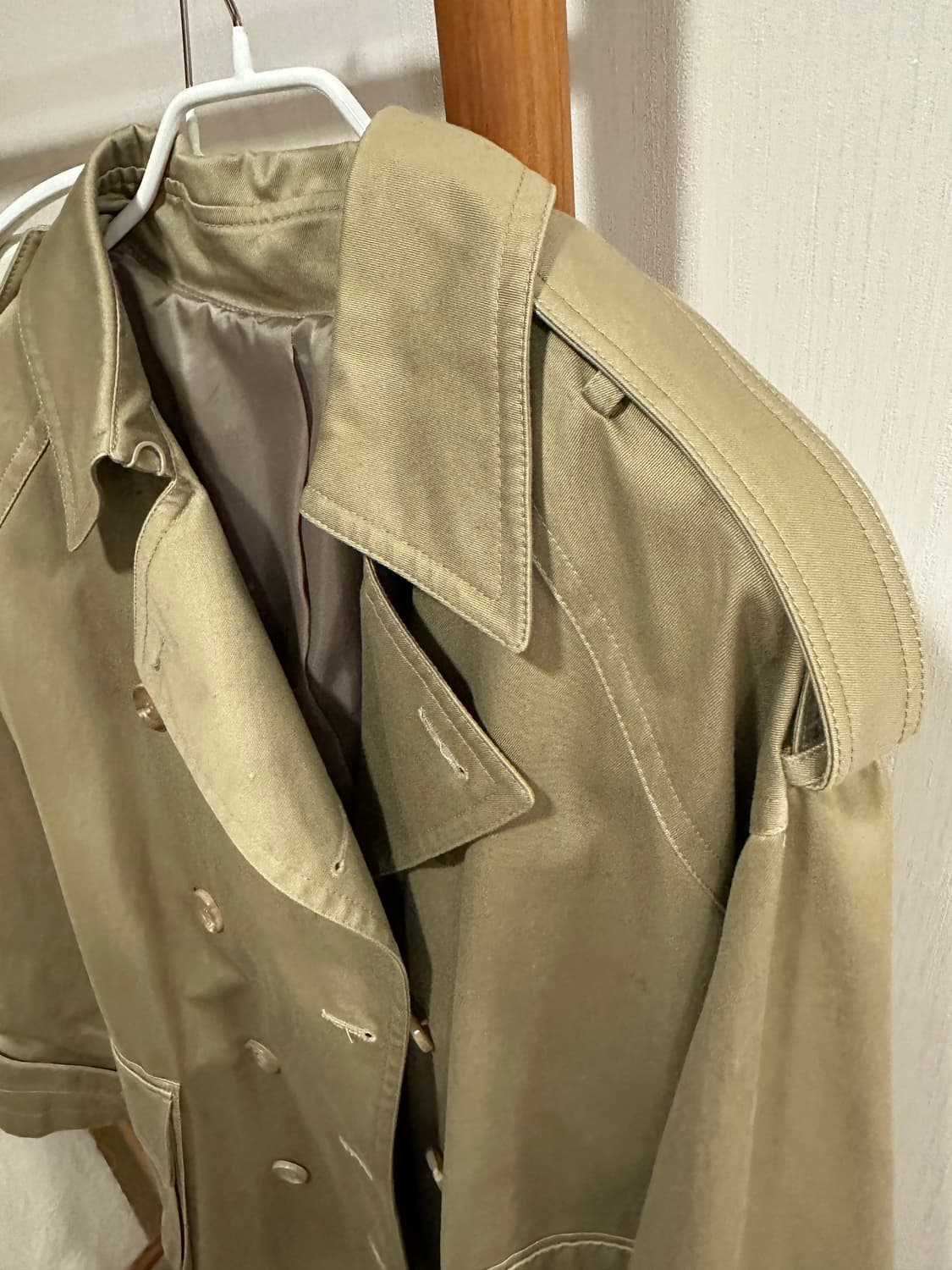 준지(여성이지만 오버핏) 베이지 트렌치 코트 상품이미지3