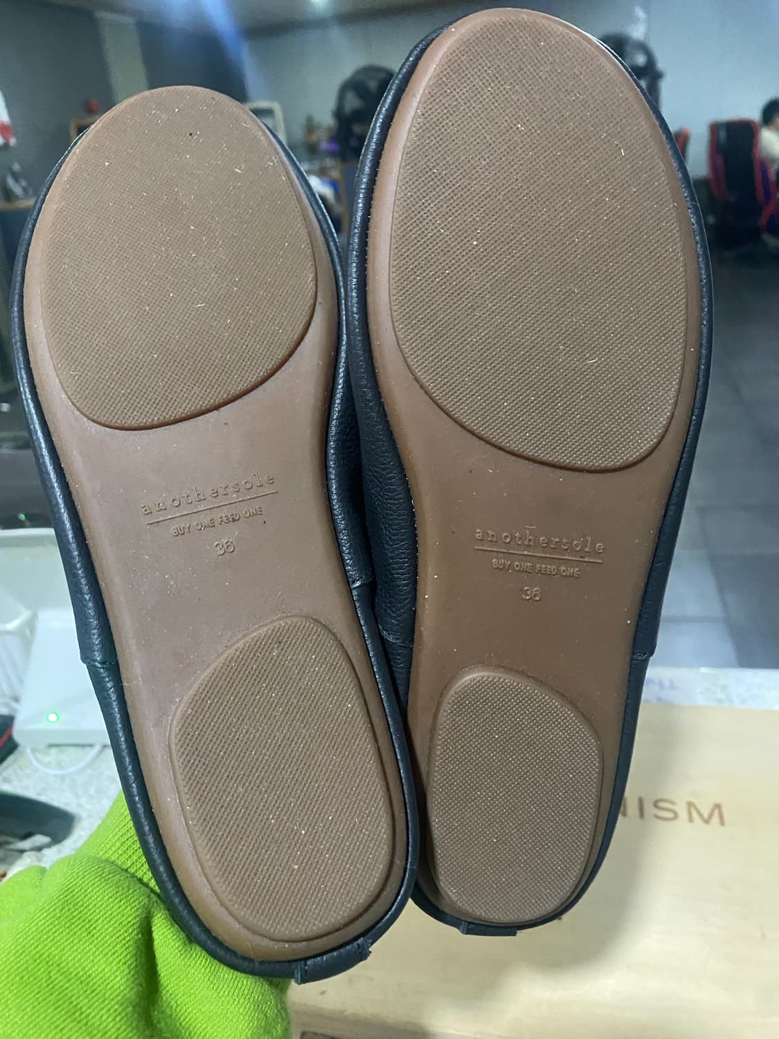 어나더솔 검정 가죽 단화 36사이즈 상품이미지3