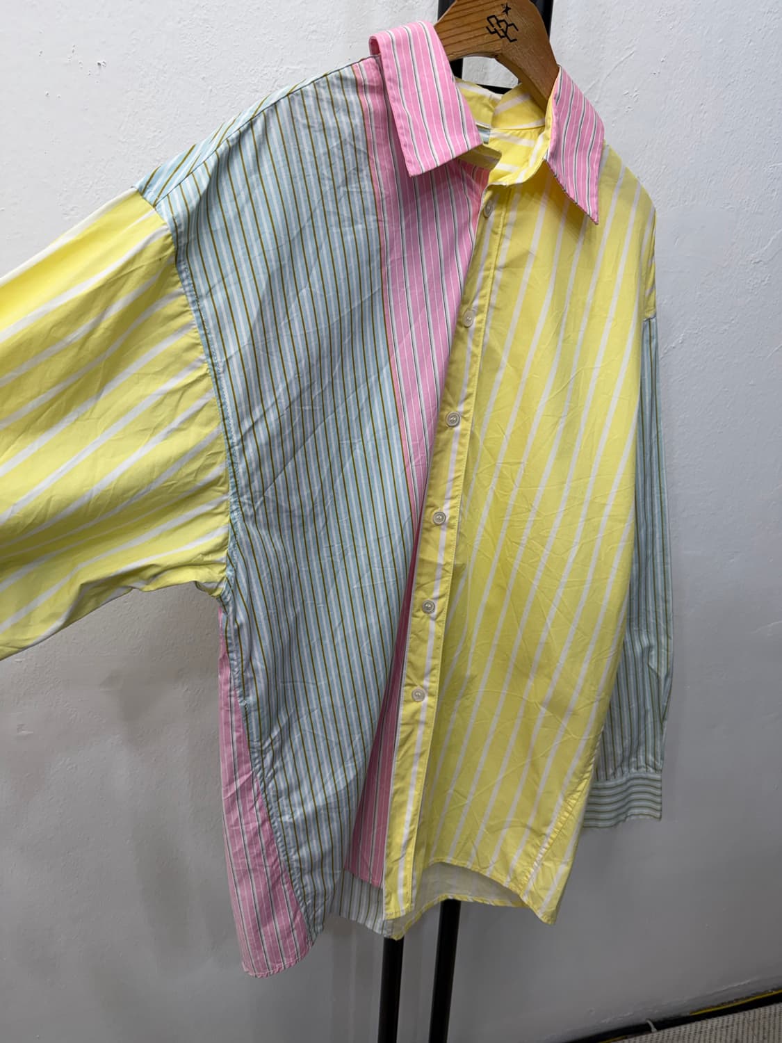 정품) 마르니 여성 오버핏 컬러풀 스트라이프 셔츠 36 상품이미지2