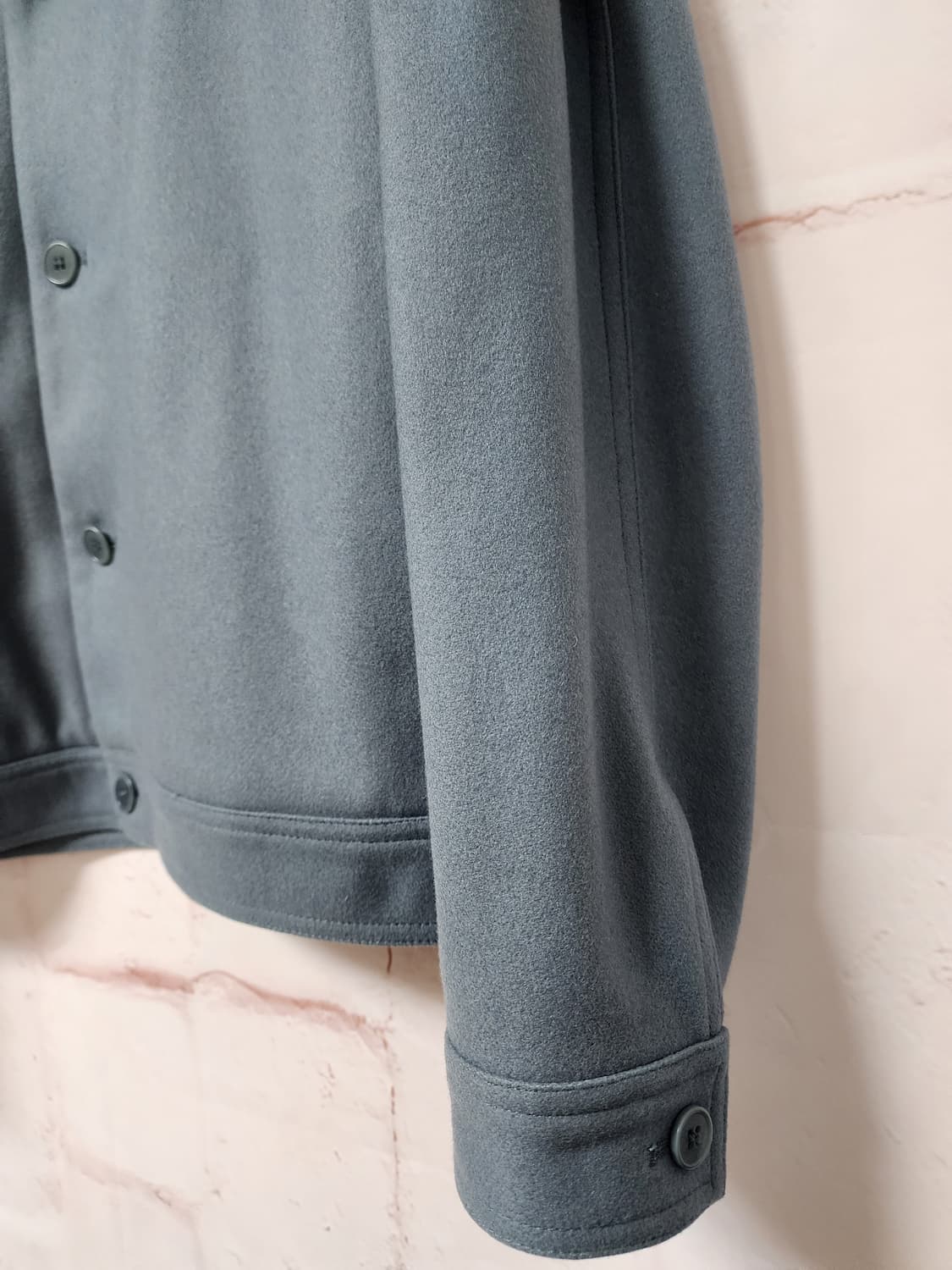 COS 에어포스 블루 색상 울 자켓 상품이미지5