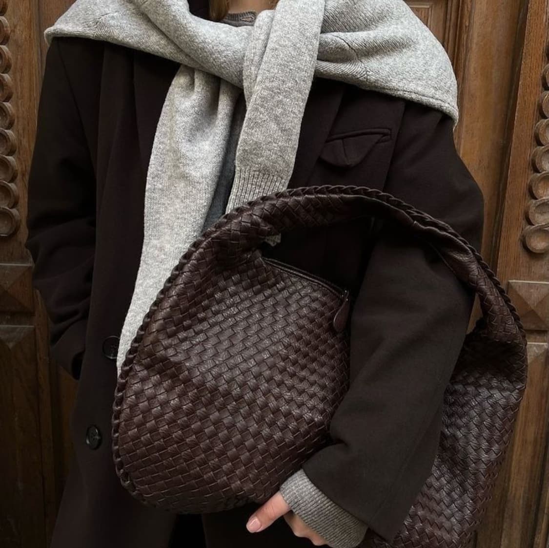 [A+ 정품] 보테가베네타 호보백 미디움 다크브라운 상품이미지10