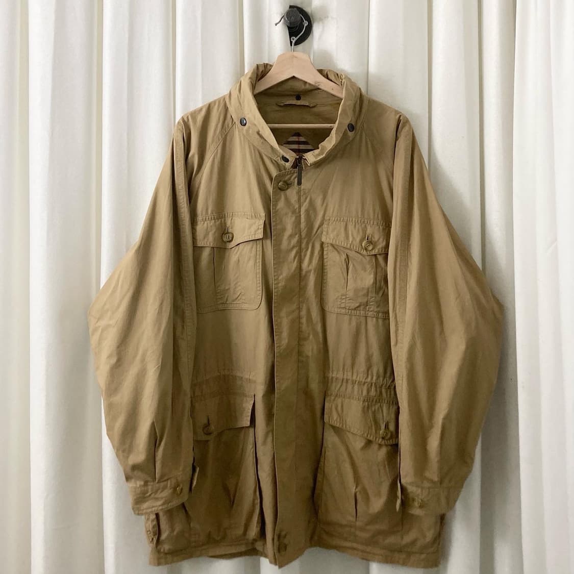 버버리  베이지 멀티포켓 버튼 코튼 미디 사파리 자켓 상품이미지1