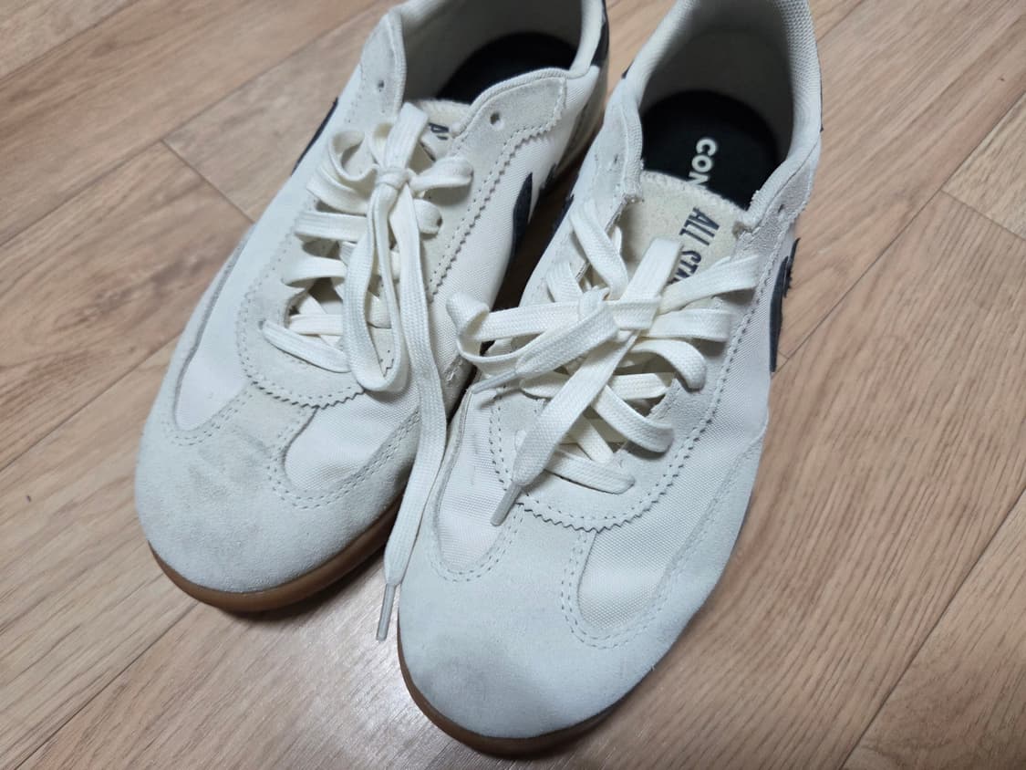 컨버스 런스타 트레이너 255 팝니다 상품이미지2