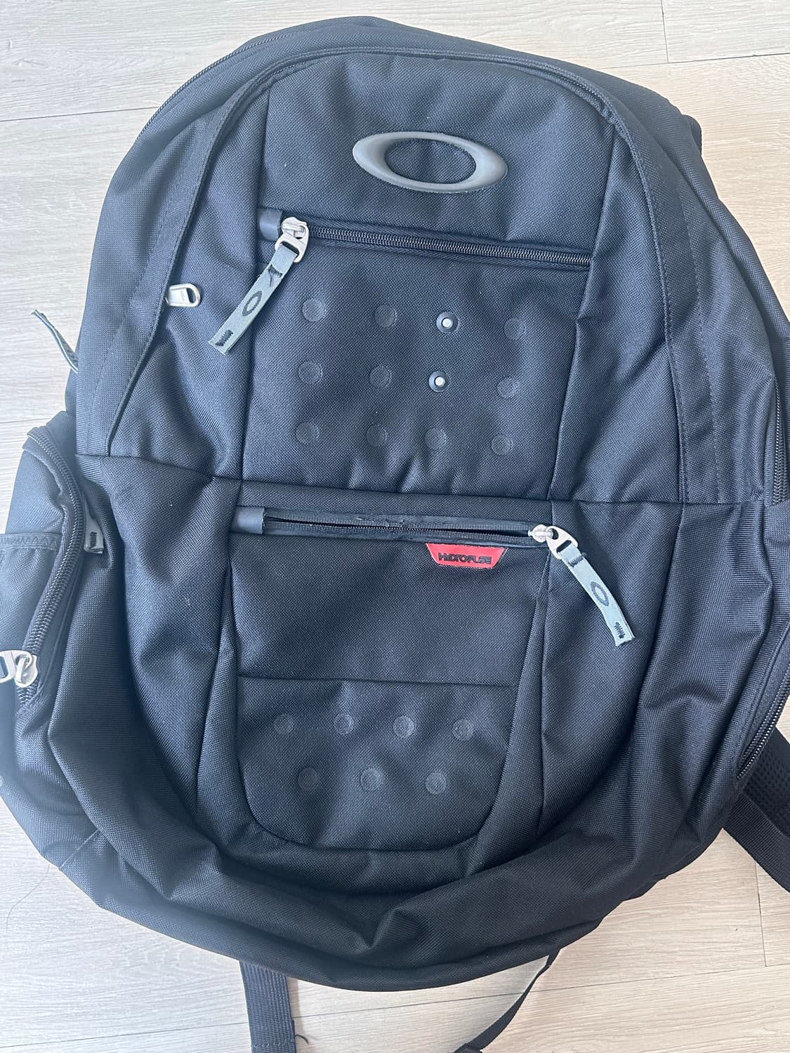 Oakley backpack 상품이미지2