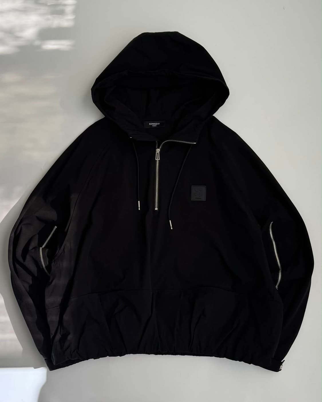 [100] 송지오 옴므 24ss 시그니처 벌룬 트랙 자켓 반집업 후드 상품이미지1