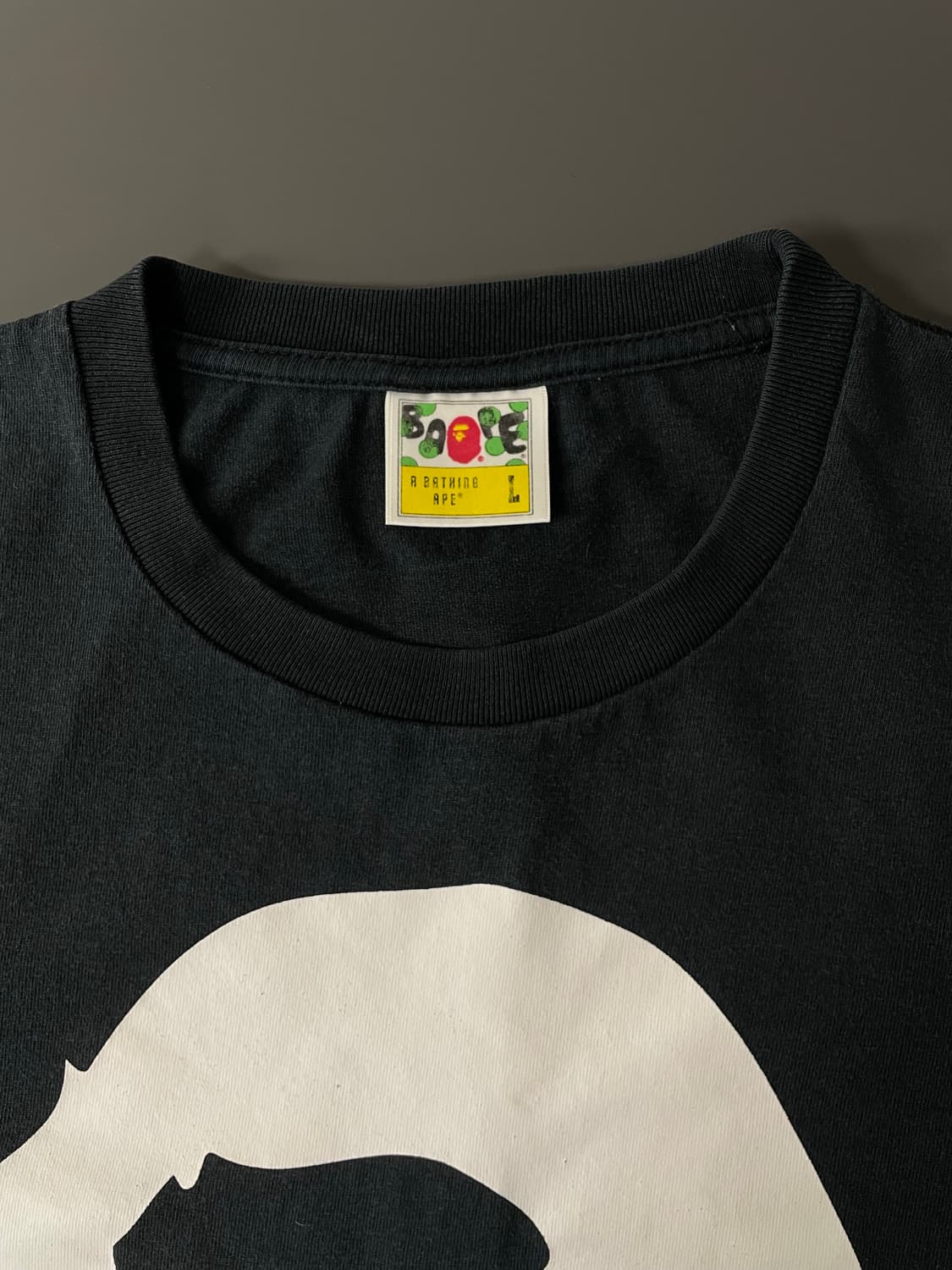 [L] BAPE 바이컬러 빅 에이프 헤드 반팔 티셔츠 상품이미지7