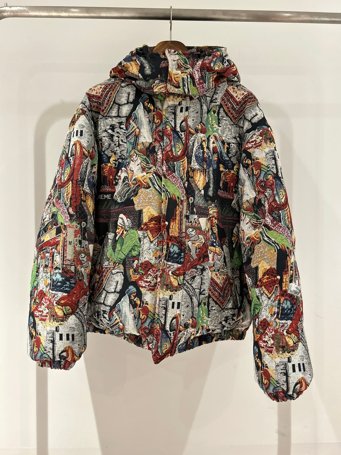 Supreme x Bless Puffer Jacket 상품이미지1