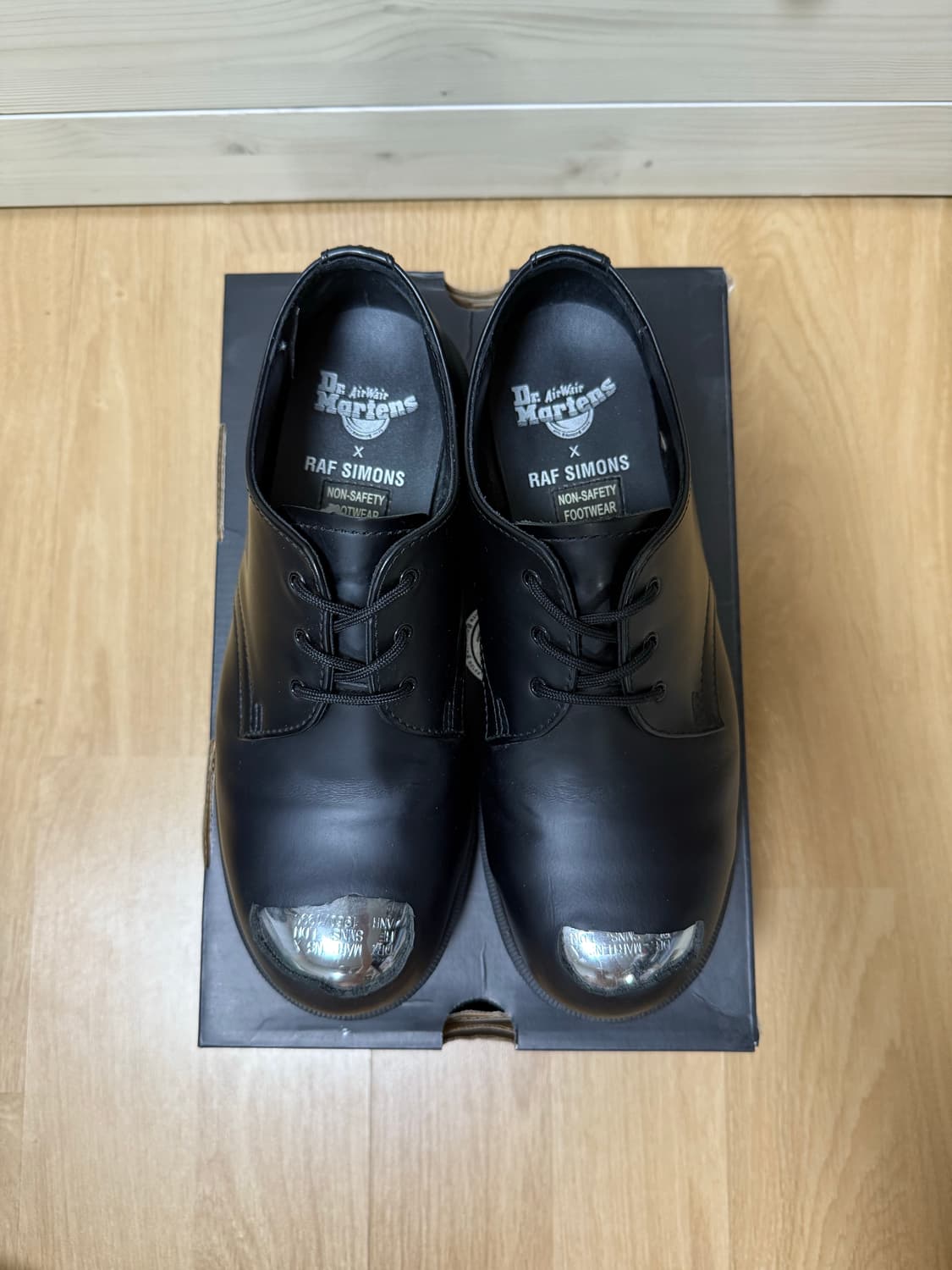 닥터마틴 라프 시몬스 키튼2 스틸토 42사이즈 상품이미지2