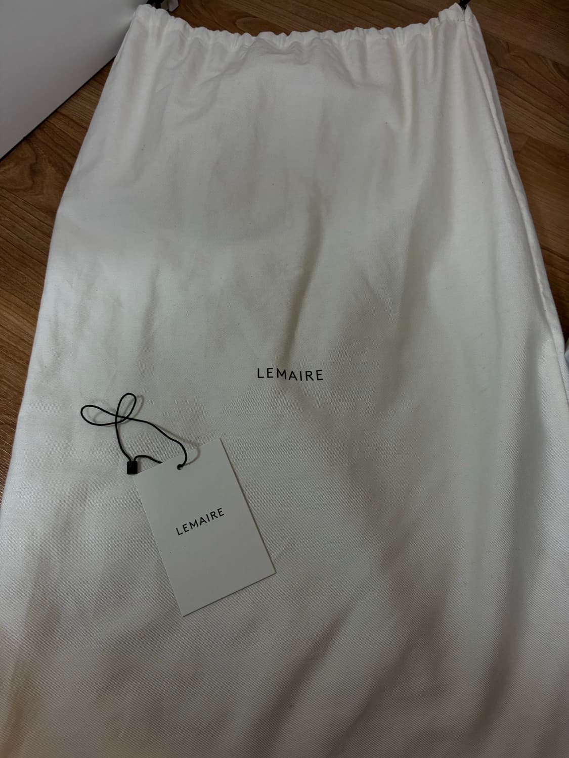 르메르 범백 크루아상백 코티드 린넨 라지 상품이미지2