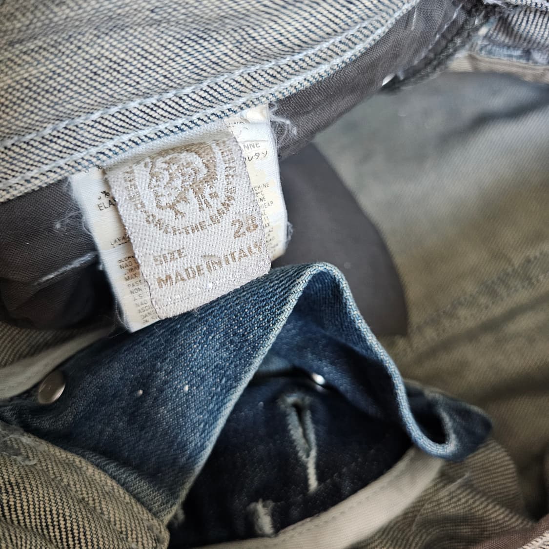 디젤 슬래머 61e 더티 워싱진 데님 청바지 블루 상품이미지9