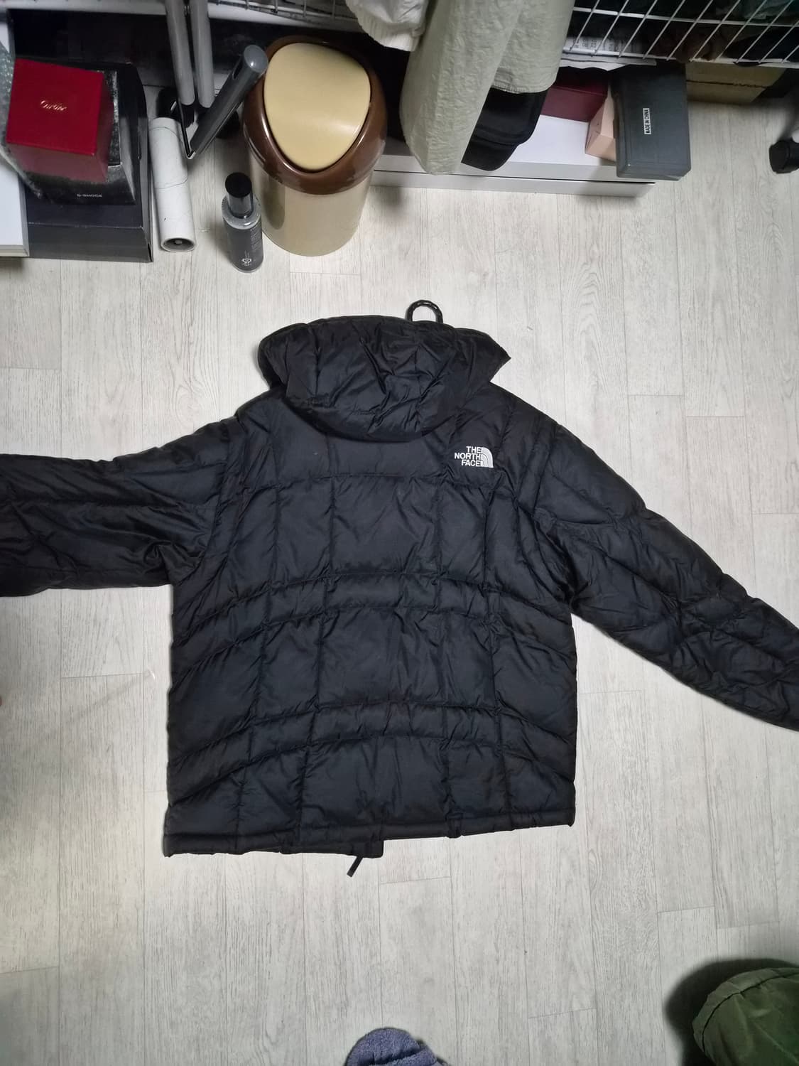 노스페이스 경량 패딩노스페이스 화이트 라벨 웨이브 LT 온 볼 자켓 블랙 상품이미지4