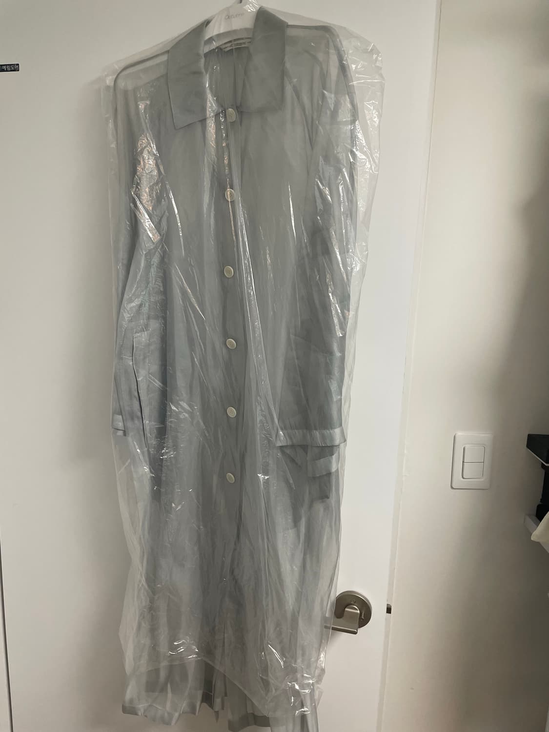 악토브헤 수집미학 Gray Silk Trench Coat 상품이미지6