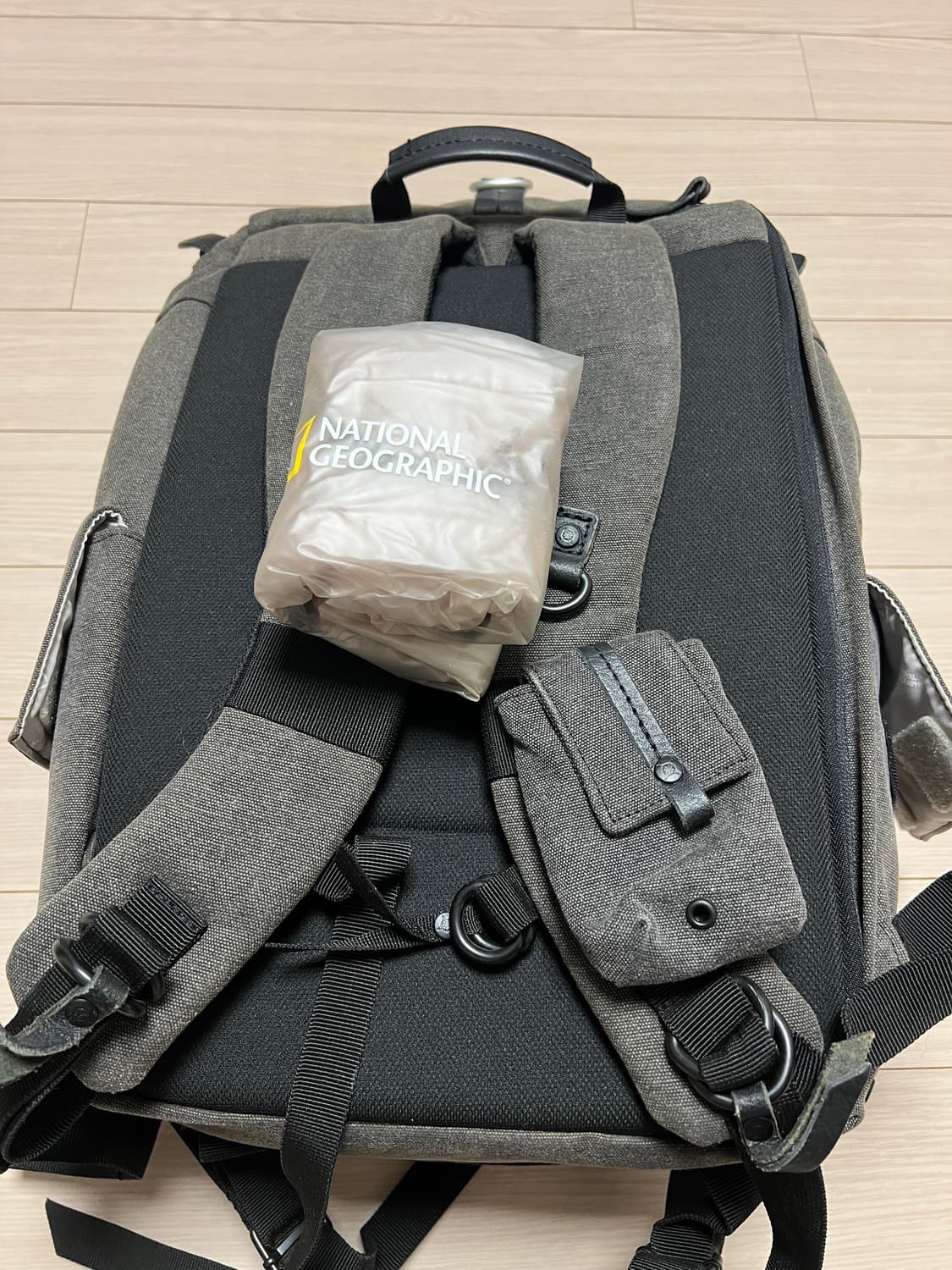 내셔널지오그래픽 빈티지 멀티 포켓 백팩 / 카메라 수납 가능 상품이미지10