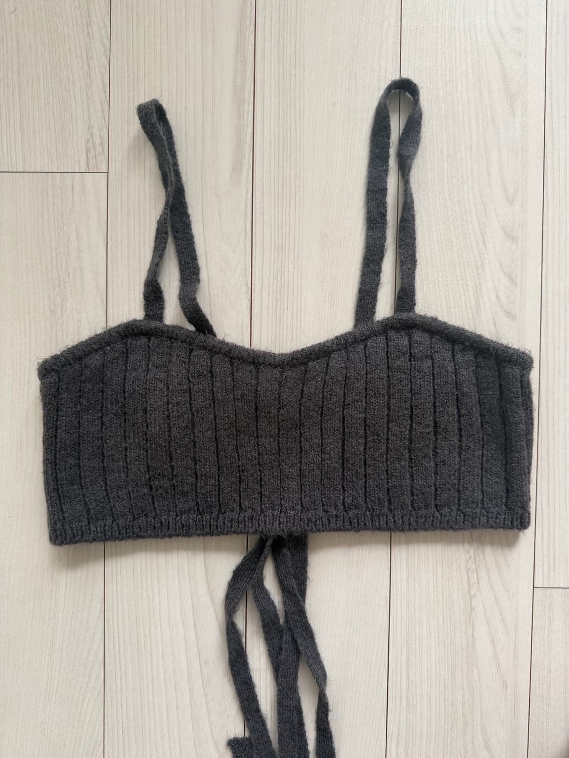 아르토 Strap Cropped Knit Bustier 상품이미지4