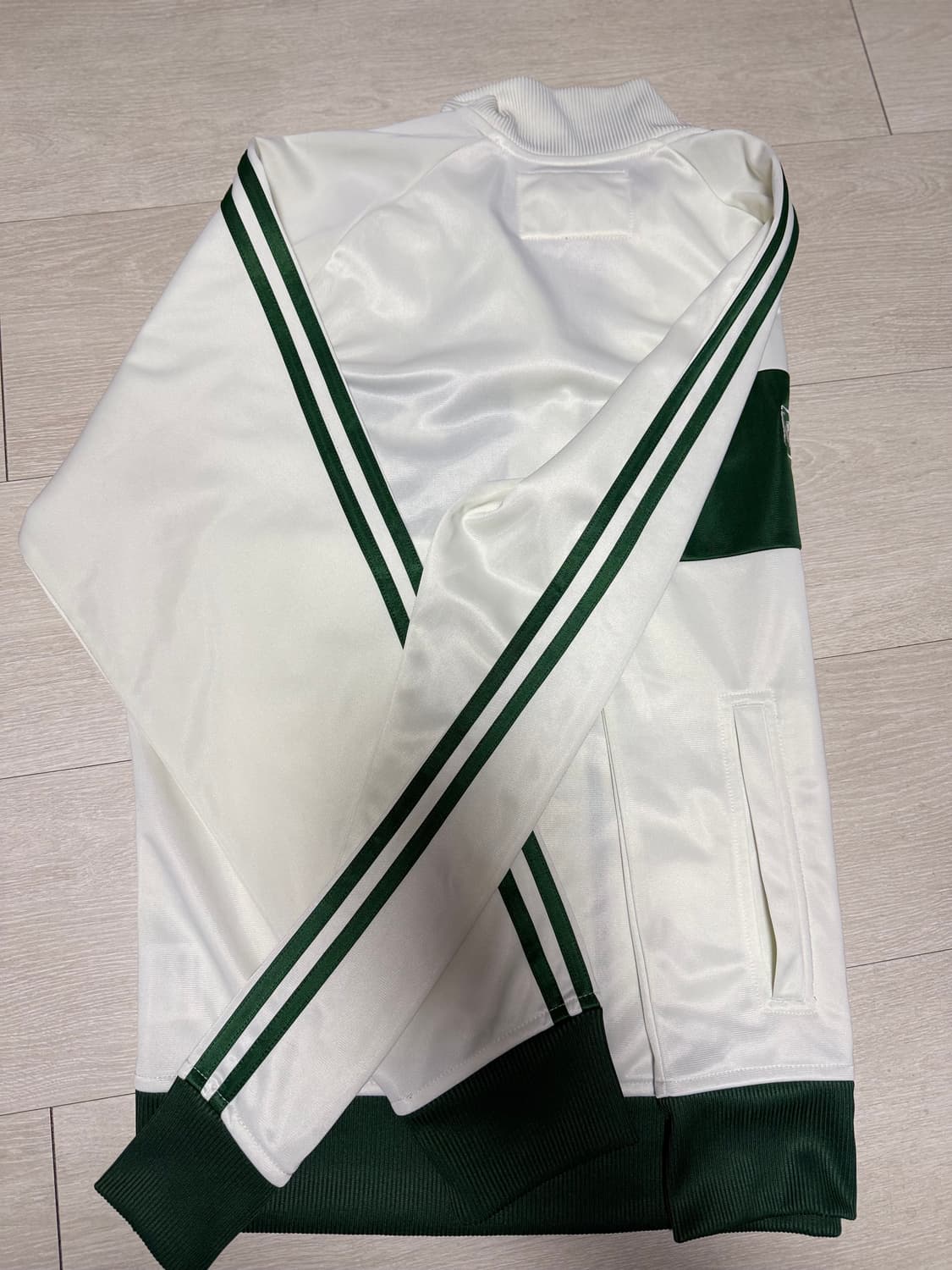 오아시스 한정판 공식 2005년 투어 머천다이즈 트랙탑 상품이미지10