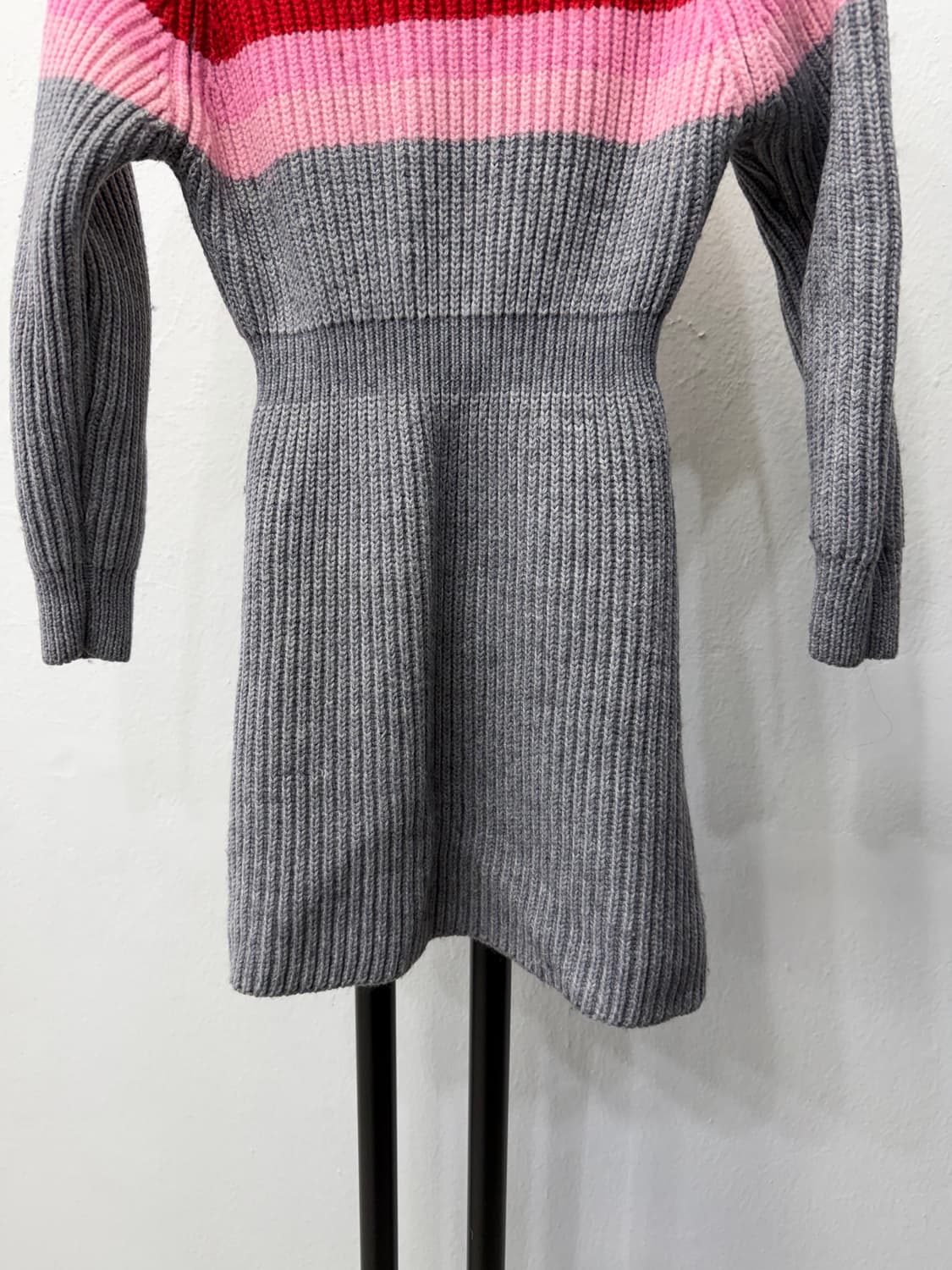 정품) 펜디 키즈 FF 로고 니트 원피스 120 상품이미지4