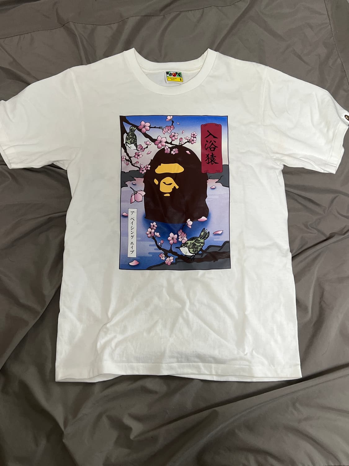 베이프 사쿠라에디션 상품이미지2