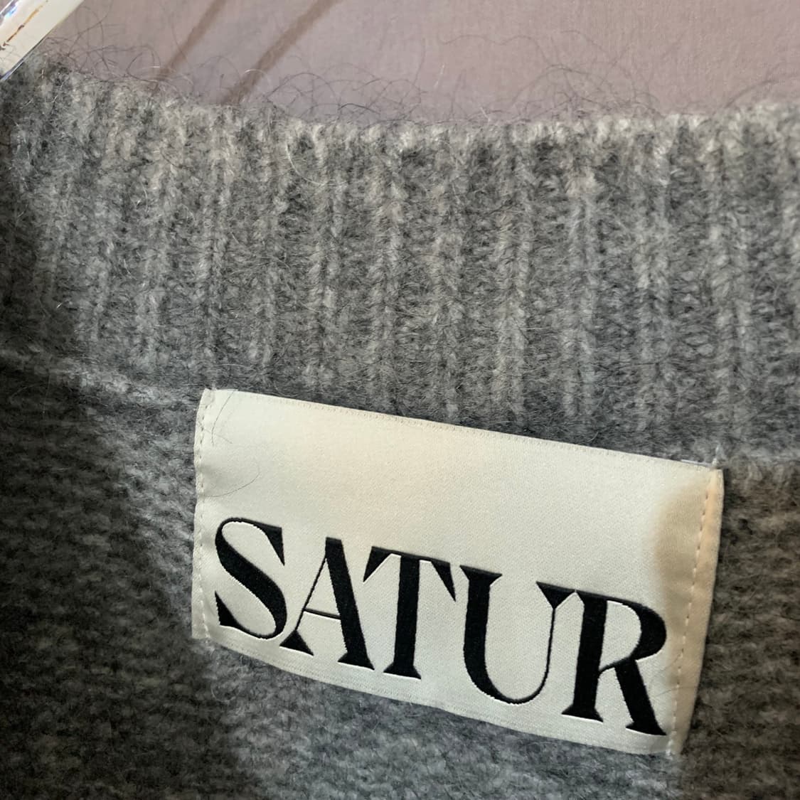 M SATUR 세터 24 에센 투 톤 모헤어 블렌드 니트 상품이미지6