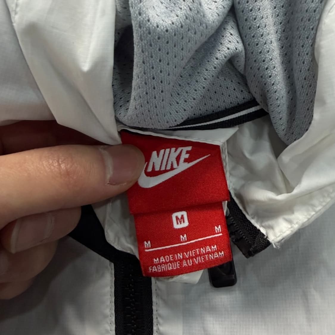 100 나이키 윈드러너 바람막이  상품이미지3