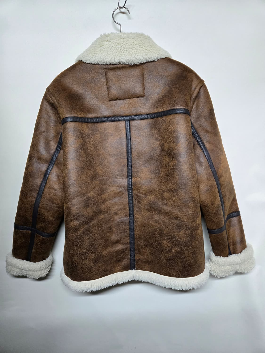 타미힐피거 페이크 레더 플리스 안감 무스탕자켓  M 상품이미지2