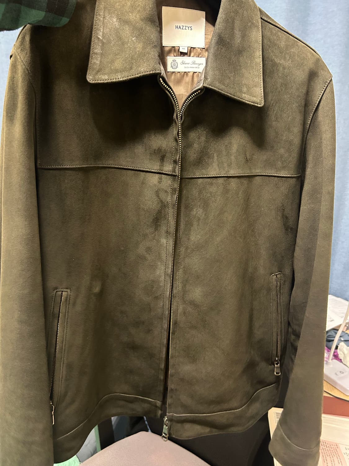 헤지스 다크카키 스웨이드 트러커 자켓 상품이미지3