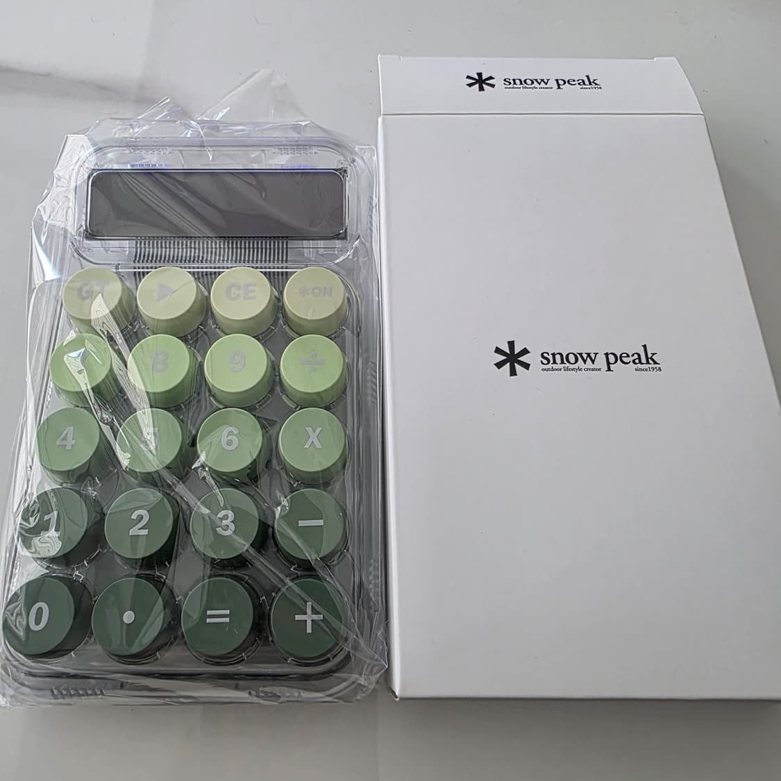 스노우피크 투명 카키 계산기 상품이미지2