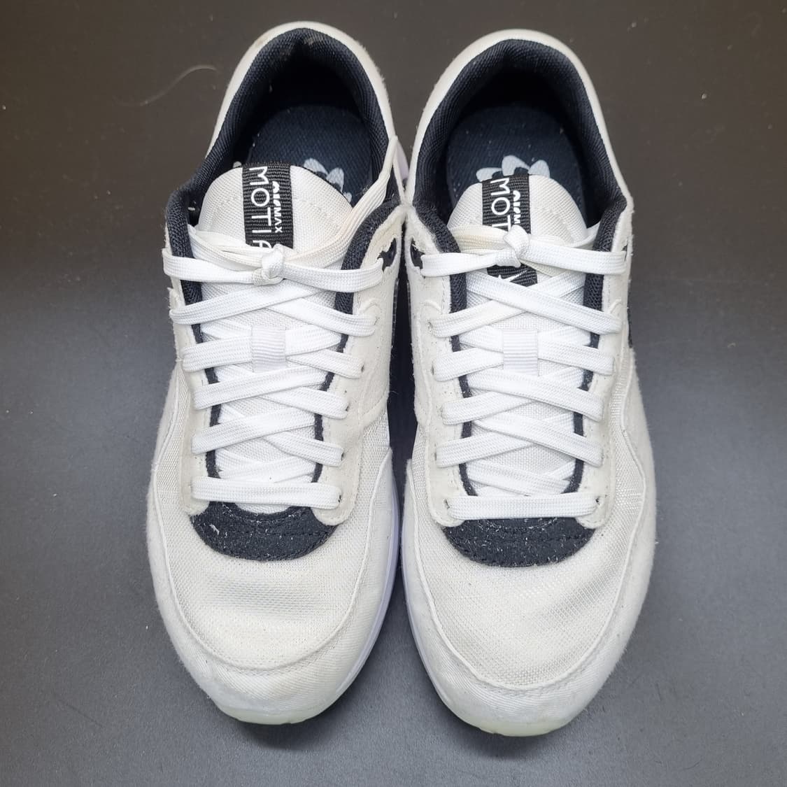 나이키 에어맥스 모티프 여성운동화235  상품이미지2