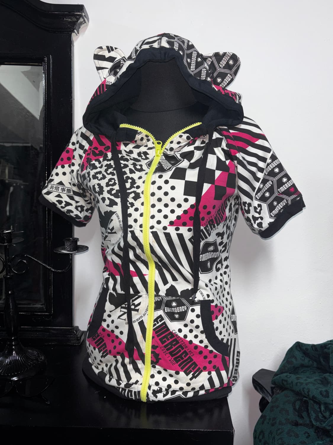 에반게리온 네코미미 후드집업 상품이미지1