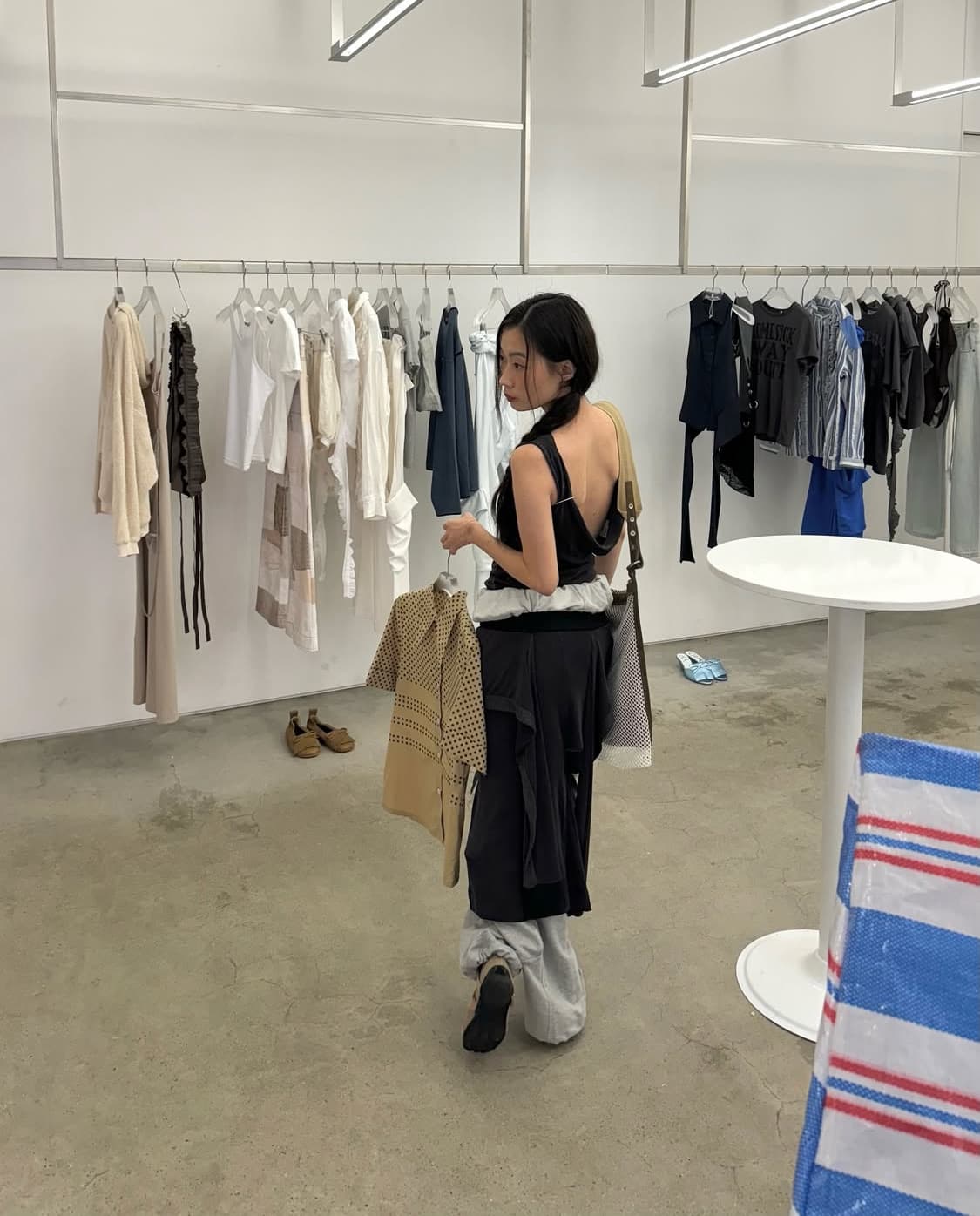 PANEL COWL BACK TOP, CHARCOAL 상품이미지2