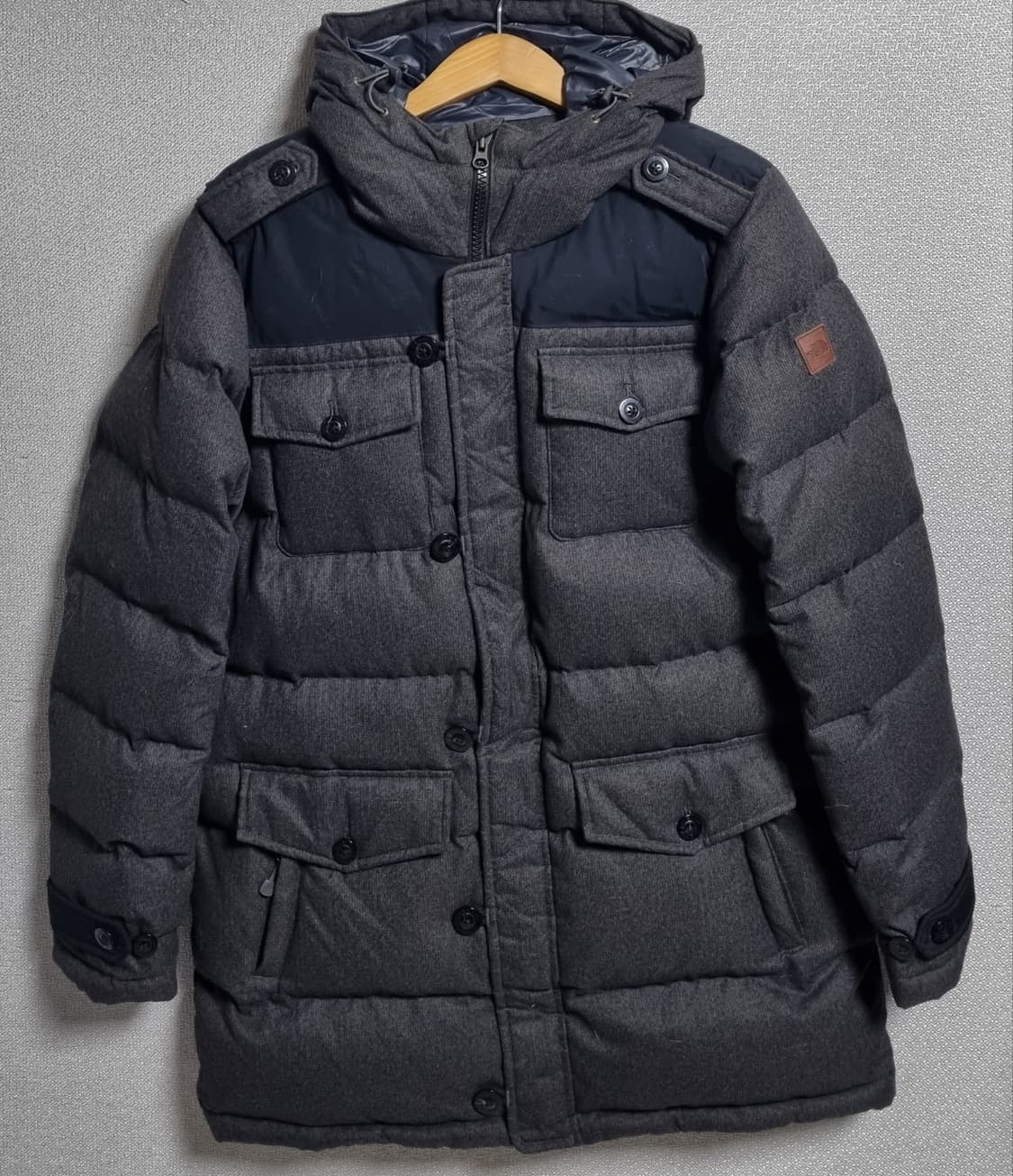 M (66) 노스페이스 다크그레이 구스 패딩  상품이미지1