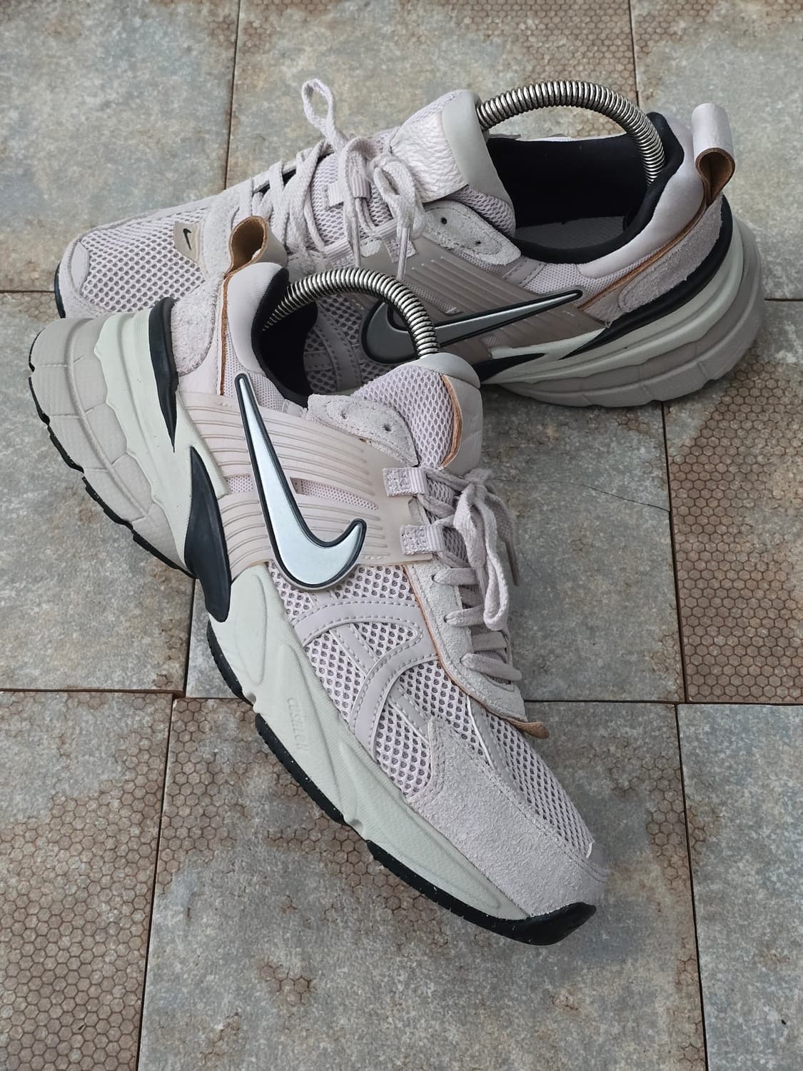 (265)나이키 v2k 런 플래티넘 바이올렛  상품이미지6